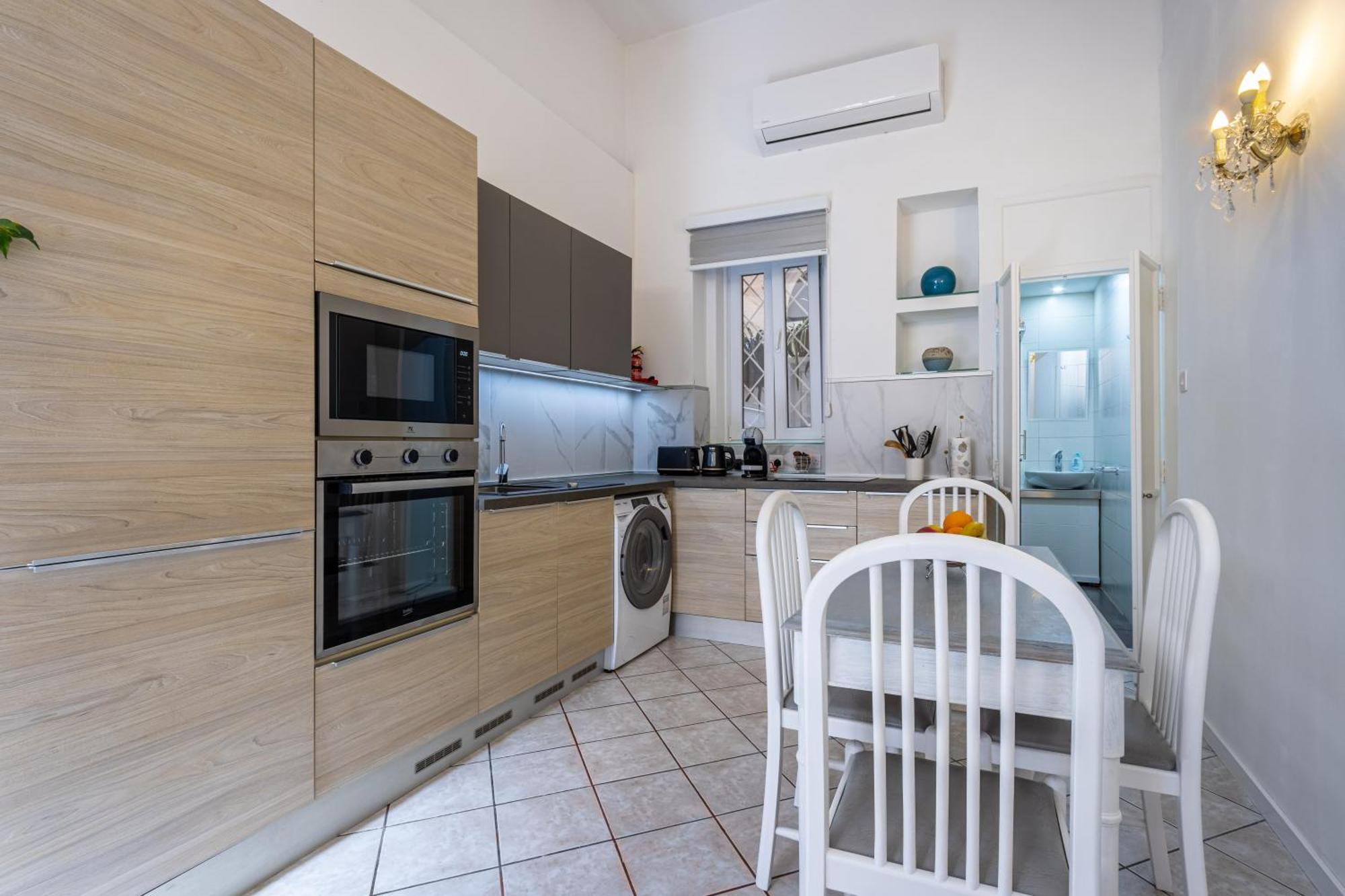 Cozy Carisma Lodging - Central, New And Independent Studio Apartment Sliema Buitenkant foto
